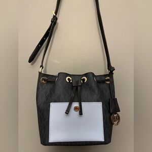 Michael Kors Greenwich Crossbody/Shoulder Bucket Drawstring Bag